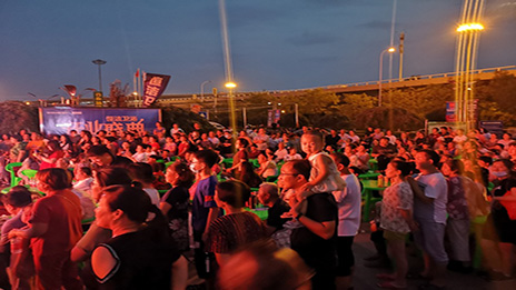 東麗居然之家津夜嘉年華來了，天津又一家夜市周末火爆開街